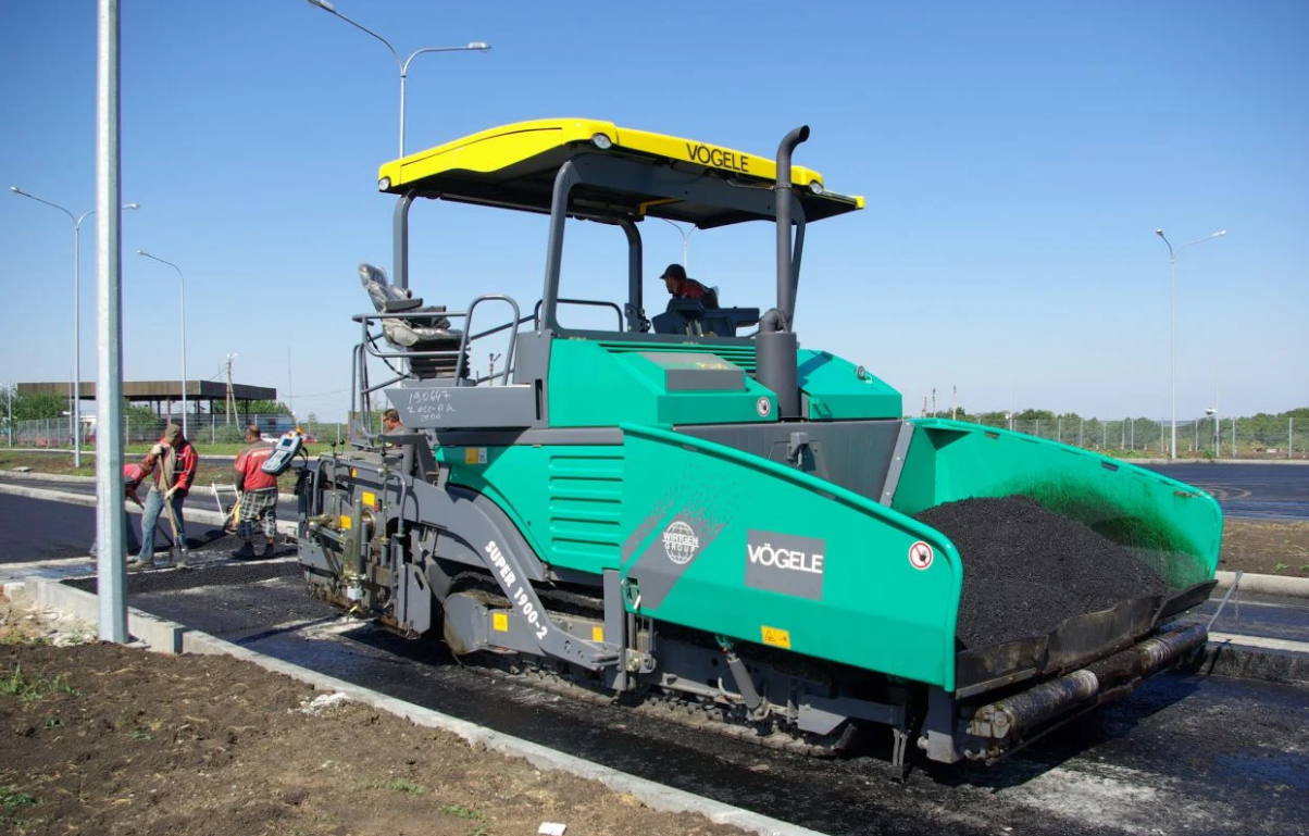 Аренда асфальтоукладчика "Vogele"
